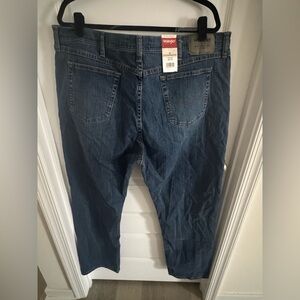Wrangler Men's Regular Fit Jeans NWT